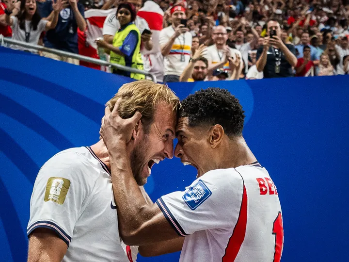 Bellingham double carries England to quarter-finals despite Azteca ferocity