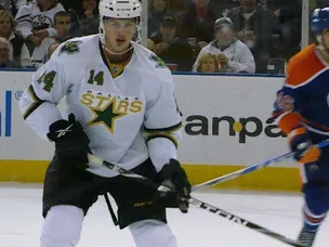 Betting traders stick with Colorado despite their poor form