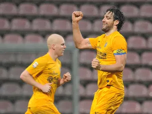 Verona edge past Sassuolo