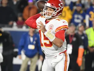 Kansas City sweep aside Indianapolis to book spot in AFC Championship game