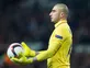 Everton take interest in Ruffier?