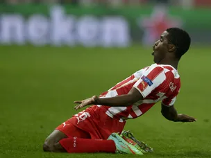 Olympiacos see off Man Utd