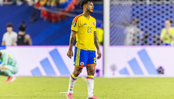 Colombia 1-0 Ghana: Luis Suarez inspires La Tricolor into World Cup last 16