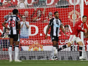 Cristiano Ronaldo scores on his Manchester United return