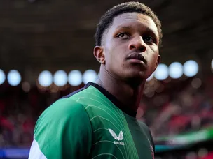 Dutch wonderkid 'wanted by Barca' to solve important issue in squad