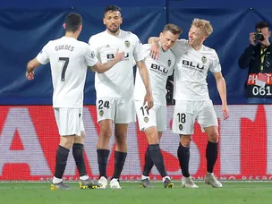 Valencia score two late goals to take command of Villarreal tie