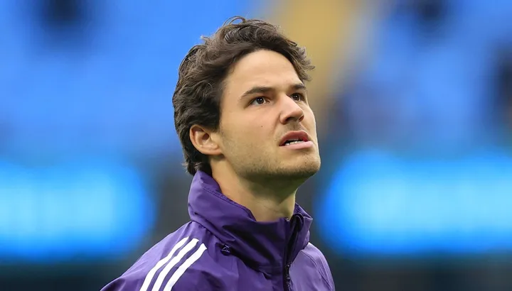 Lammens under pressure? Man United 'interested' in 6ft 3in goalkeeper