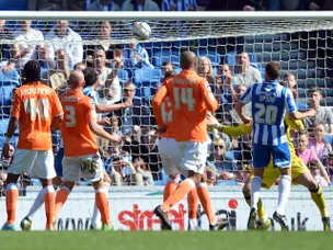 Brighton thrash Blackpool
