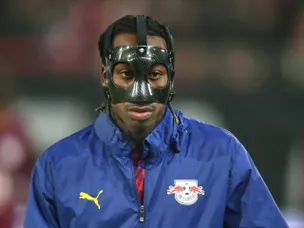 Boost and blow for Man Utd as asking price for 'young jewel' Diomande revealed