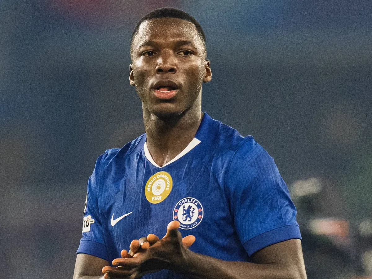 Chelsea vs. Man City confirmed XIs: Rosenior, Guardiola recall big guns for Premier League showdown