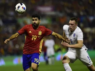 Goalless between Spain, England