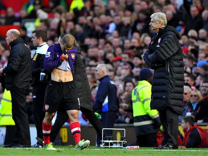 Wenger, Hodgson reach Wilshere compromise