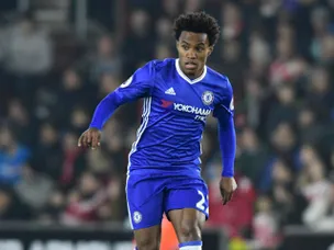 Willian shines as Chelsea thump Hull