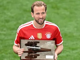 Kane contract 'talks': Outcome revealed as Bayern striker aims for Ballon d'Or
