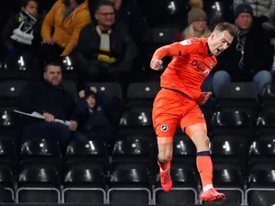 Millwall dent Derby's play-off hopes with rare away win at Pride Park