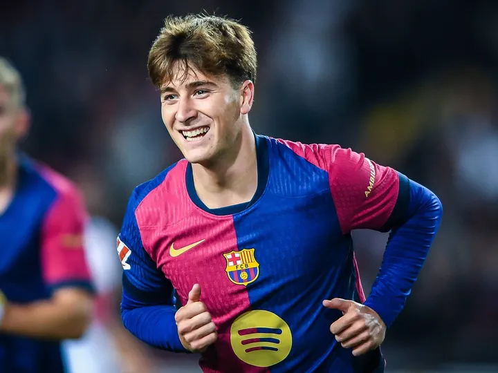 Barcelona midfielder refuses to rule out January exit