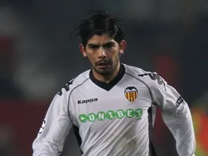 Valencia take healthy advantage in Copa