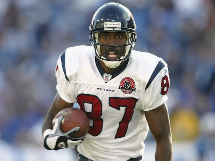 Former NFL player dies in boat accident