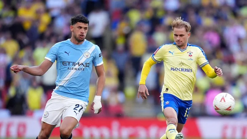 Spygate sale: Southampton star 'keen' on Leeds move
