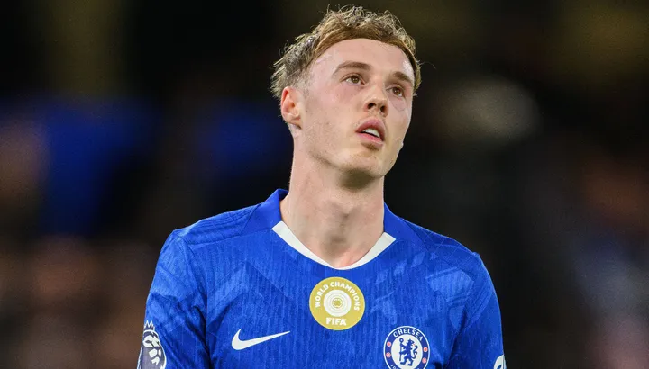 Miss of the season? Watch Palmer's shocking blunder as Chelsea collapse against Leeds