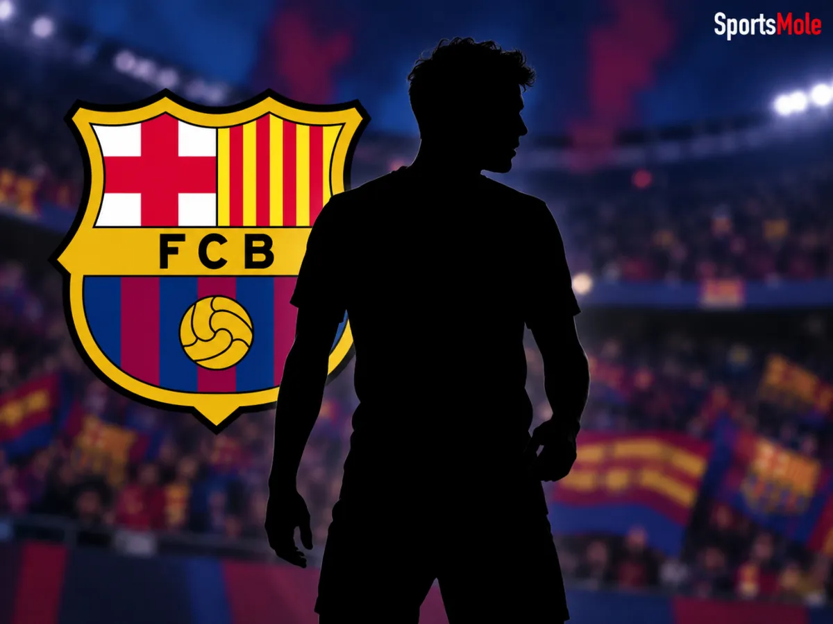 Barcelona target Man United defender Lisandro Martinez amid contract uncertainty