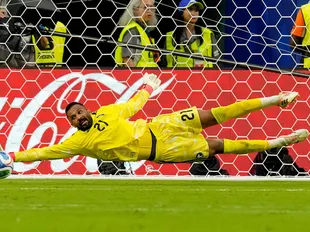 Saudi Arabia Al-Owais shines, Maxi Araujo rescues a point for Uruguay