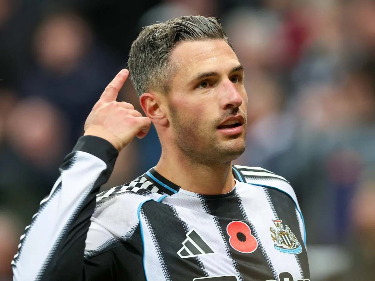 Miley rested, Schar latest: Predicted Newcastle XI vs. Wolves