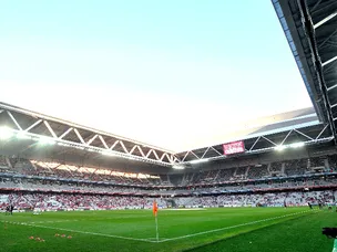 10-man Lille salvage Bastia draw