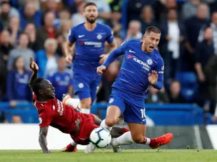 Jose Mourinho loses cool as Chelsea snatch late draw at Stamford Bridge