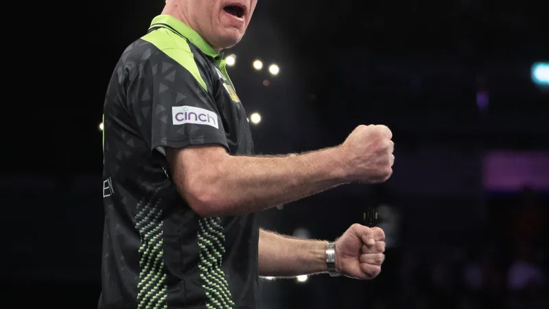 Van Gerwen in world-record near-miss on way to Players Championship 15 triumph