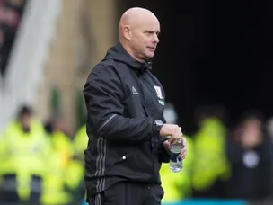 Agnew: 'I have sympathy for Wenger'