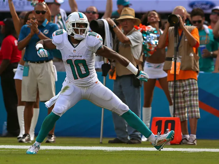 Gibson to miss rest of season with knee injury