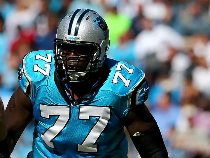 Bell signs restricted tender with Panthers