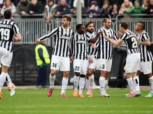Conte hails "extraordinary achievement"