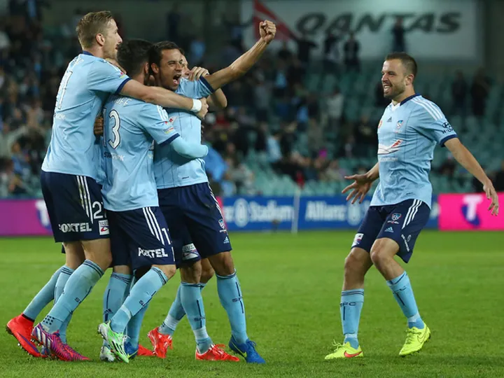 Sydney ease into A-League final