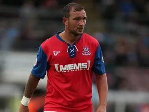 Late Bywater error costs Gillingham