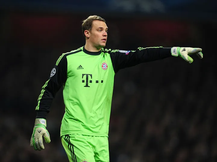 Neuer warns Bayern against Dortmund