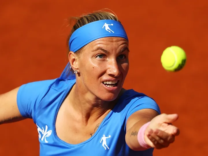 Kuznetsova eases past Watson at Roland Garros