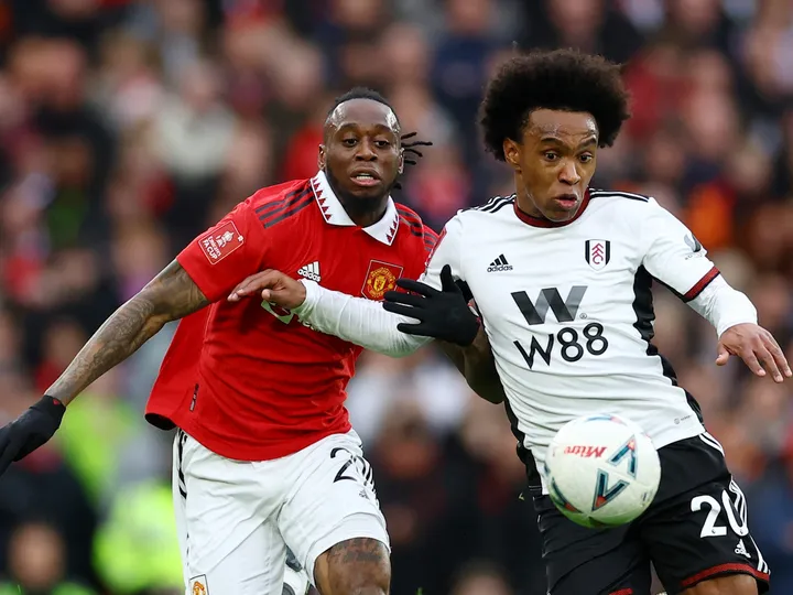 Ten Hag 'tells Wan-Bissaka he can leave Man United'