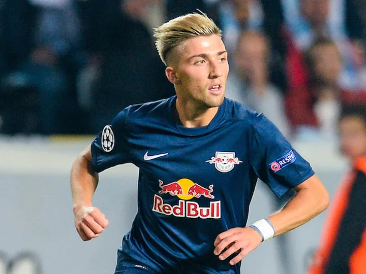 Kampl: 'Dortmund aiming for top four'