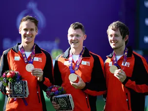 Dutch archer bemoans windy conditions