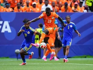 Pepe brace makes history as Elephants reach World Cup last 32 for the first time