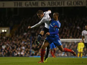 Sigurdsson fires Spurs ahead