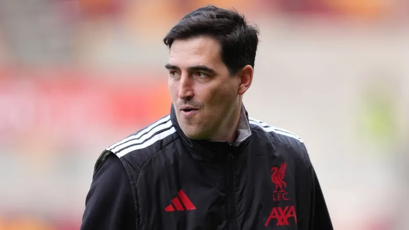 No loss: Club ‘plotting’ move for former Reds target but Ngumoha offers solution