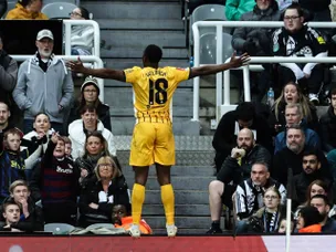 Red cards, offsides and Welbeck's winner: Brighton edge Newcastle in FA Cup thriller