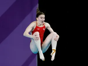 England's Amy Rollinson wins bronze medal in women's 1m springboard