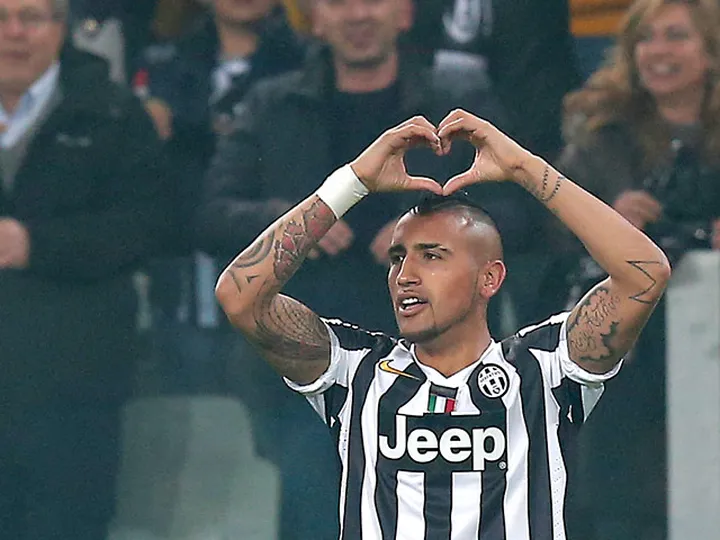 Report: Man Utd switch focus to Vidal