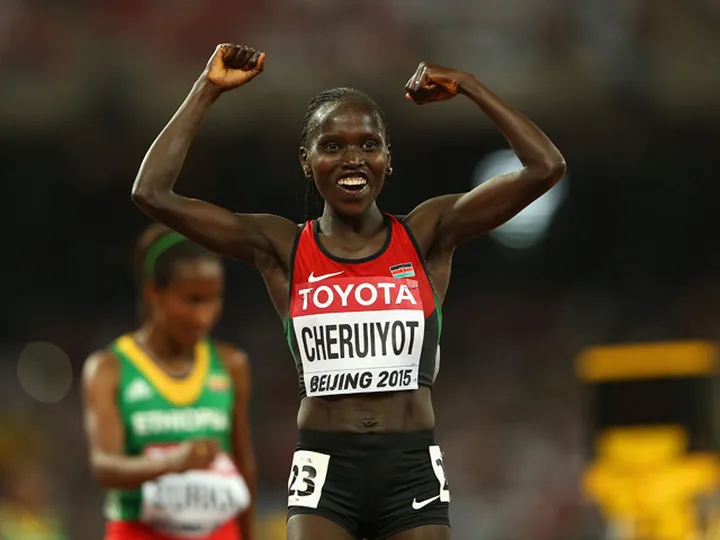 Vivian Cheruiyot clinches gold in 10,000m