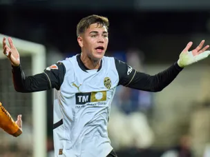 Valencia vs. Sevilla - prediction, team news, lineups