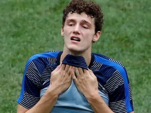 Pavard targeting trophy-laden campaign with Bayern Munich and France